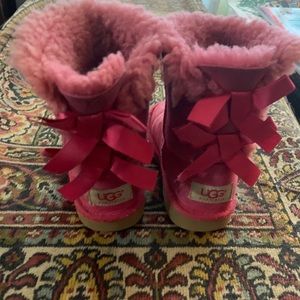 Pink Ugg’s Toddler Boots Size 10T Bows on Back!